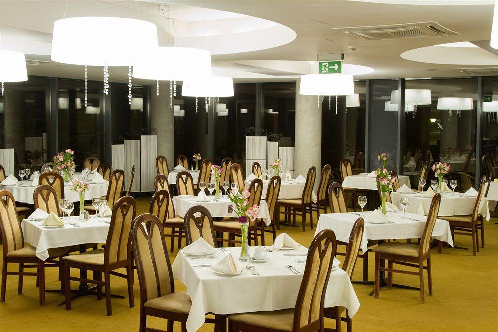 Hotel Hp Park Ольштын Экстерьер фото