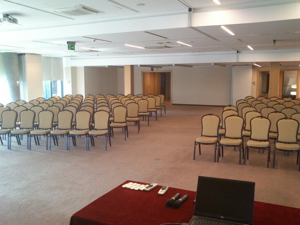 Hotel Hp Park Ольштын Экстерьер фото